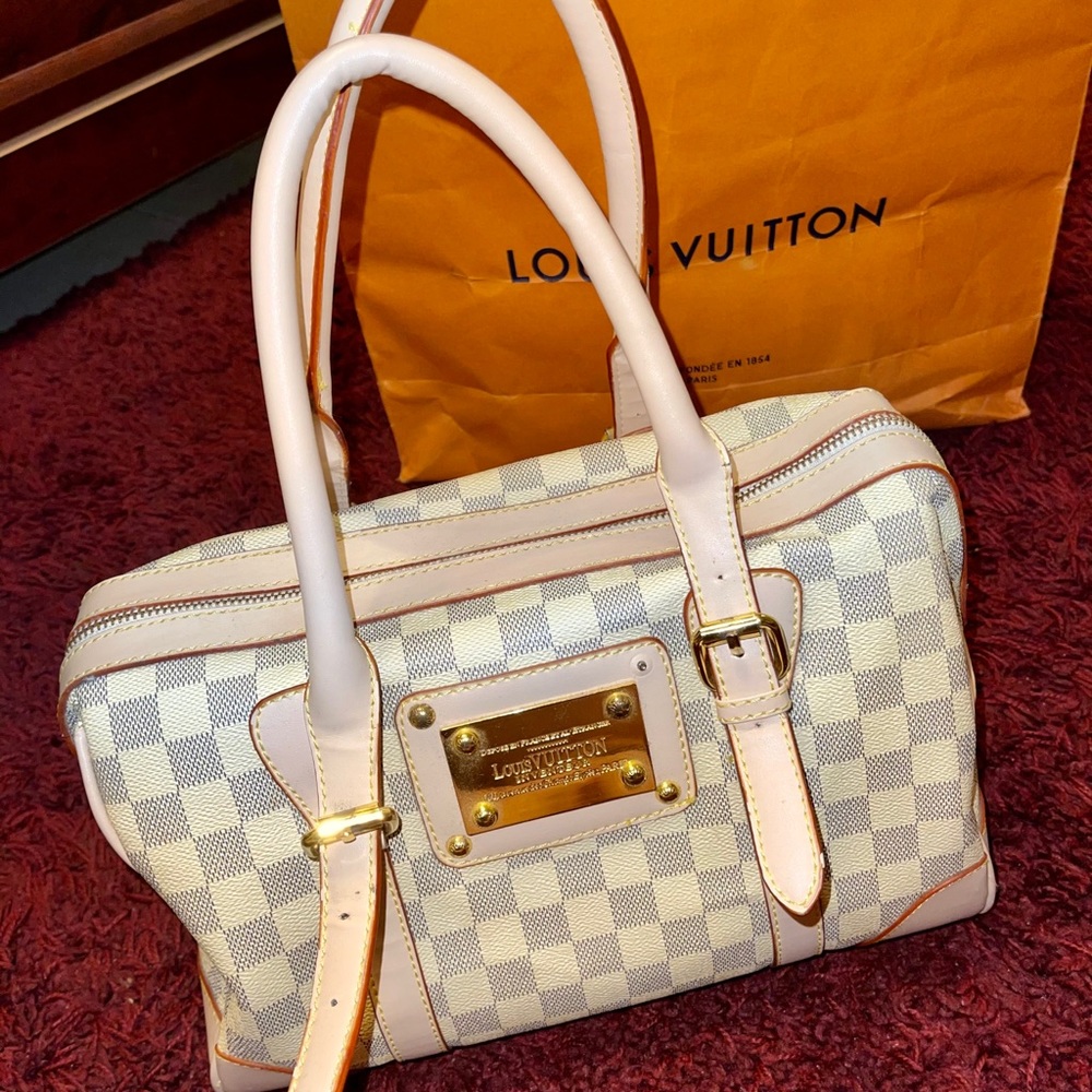 Louis Vuitton wallet for normal use